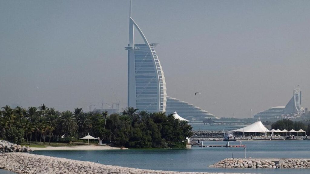 Dubai’nin simge oteli Burj Al Arab kapanıyor!